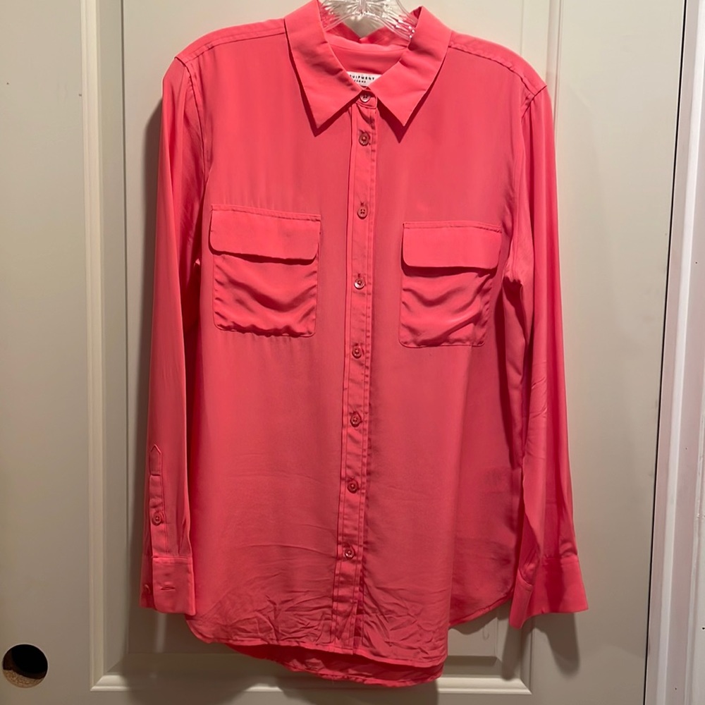 Equipment long sleeve coral silk top. Size L. Good condition.